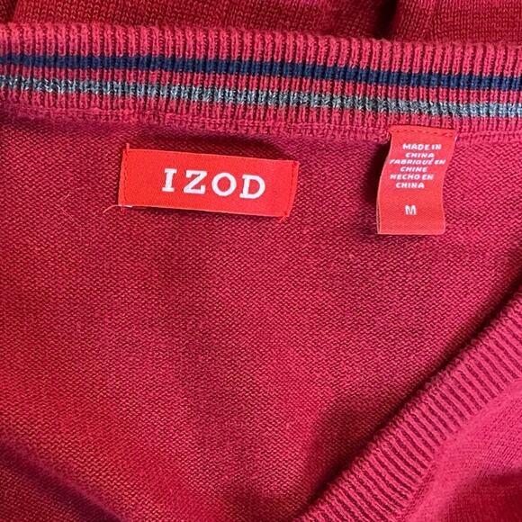 Izod Men’s Red V-Neck Sweater M | Classic Preppy Cotton Knit Gift Idea - Picture 4 of 7